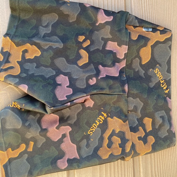 Gym wear - Picture 2 of 8